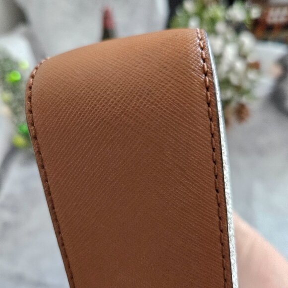 Michael Kors Jet Set Camera Crossbody Bag/Matching Wallet (NWOT) - Picture 4 of 8